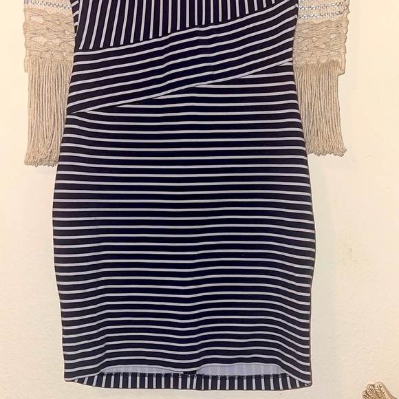 Banana Republic  Short Sleeve Sheath Petite Stripe Dress - Picture 5 of 10